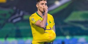 دونيس يعلن غياب محمد شريف عن مباراة الهلال والخليج - محتوى بلس